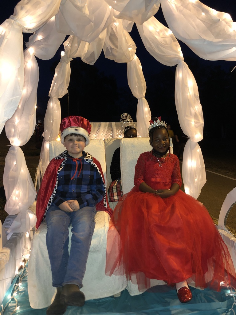 Weir Elementary School Christmas Float
